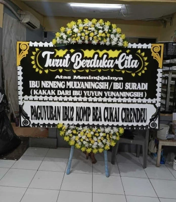 Papan Bunga di Kalisari