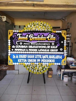 Papan Bunga di Kalisari